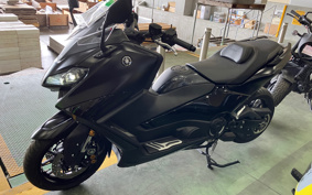 YAMAHA T-MAX 560 A TECHMAX 2024 SJ19J