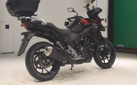 SUZUKI Vｽﾄﾛｰﾑ250A