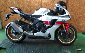 YAMAHA YZF-R1 2023 RN65J