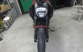 DUCATI DIAVEL Carbon 2014