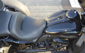 HARLEY FLHTCUTG 1870 2025