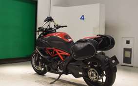 DUCATI DIAVEL Carbon 2013