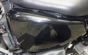 HARLEY XL883LI 2011