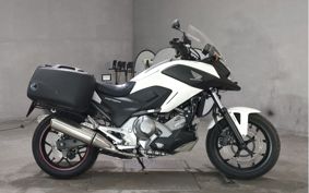 HONDA NC700X DCT RC63