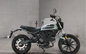 DUCATI SCRAMBLER SIXTY2 2021 KA00A