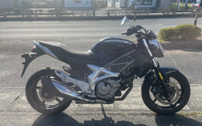 SUZUKI GLADIUS400 2010