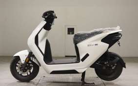 HONDA EM1 e: 2025 EF16