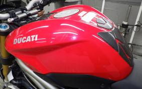 DUCATI STREETFIGHTER S 2010