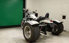 HARLEY V-ROD1130 TRIKE 2004