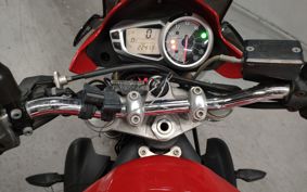 TRIUMPH TRIUMPH STREET TRIPLE TMD406