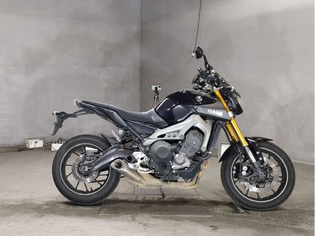 Фото Yamaha MT-09 2015 с японского аукциона
