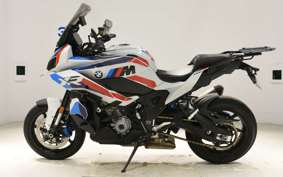 BMW M1000XR 2024