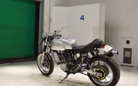 YAMAHA SR400 Gen.3 2004