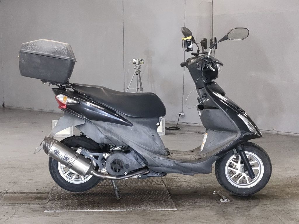 Фото Suzuki ADDRESS V125 с японского аукциона