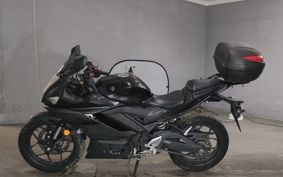 YAMAHA YZF-R25 RG43J