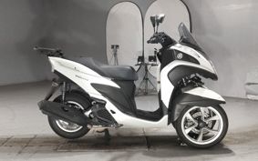 YAMAHA TRICITY 125 SE82J