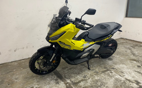 HONDA X-ADV 750 2025 RH21