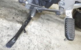 SUZUKI ｼﾞｸｻｰ250SF 2009 ED22Y