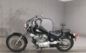 YAMAHA VIRAGO 250 3DM