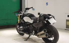BMW R NINE T 2019