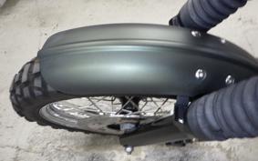 TRIUMPH SCRAMBLER 900 2009
