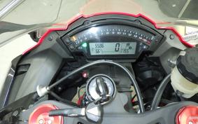 KAWASAKI ZX 10 NINJA R 2013