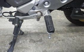 YAMAHA FZS25 2012