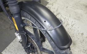 YAMAHA YB125SP 2007