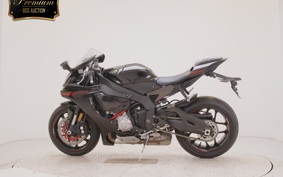 YAMAHA YZF-R1 2019