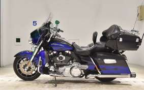 HARLEY FLHTCUSE1800CV0 2011