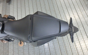 HONDA CB650R E-Clutch 2025 RH17