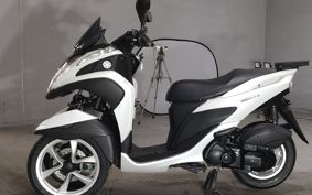 YAMAHA TRICITY 125 SE82J