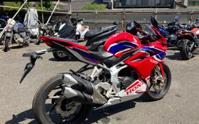 HONDA CBR250RR MC51