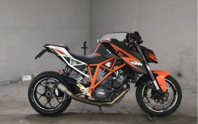 KTM 1290 SUPER DUKE R 2015 V3940