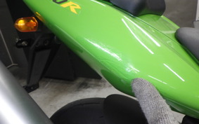 KAWASAKI ZX 10 NINJA R 2004 ZXT00C