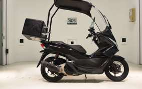 HONDA PCX150-2ﾔﾈﾂｷ KF18