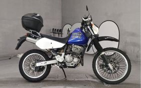 SUZUKI DR250R SJ45A