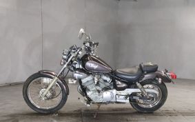 YAMAHA VIRAGO 250 3DM