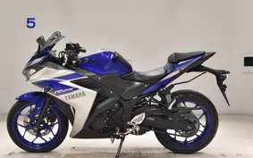YAMAHA YZF-R25 2020 RG10J