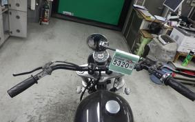 TRIUMPH BONNEVILLE AMERICA 2002