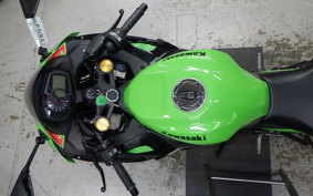 KAWASAKI ZX-25R ZX250E