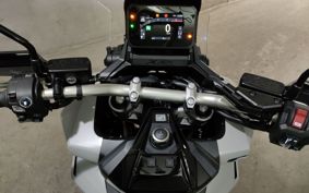HONDA X-ADV 750 RH21