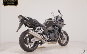 HONDA CB1300SB SUPER BOLDOR 2025 SC54
