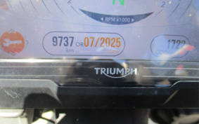 TRIUMPH STREET TRIPLE RS 2018 HDA464