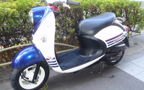 YAMAHA  VINO  DELUXE  SA37J