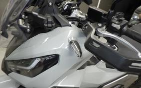HONDA X-ADV 750 2022 RH10