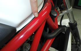HONDA VTR 250 Gen. 2 MC33