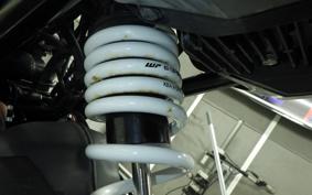 HUSQVARNA SVARTPILEN 125