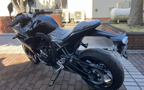 SUZUKI GSX-8R EM1AA
