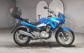 SUZUKI GSR250S GJ55D
